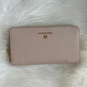 New! Michael Kors wallet